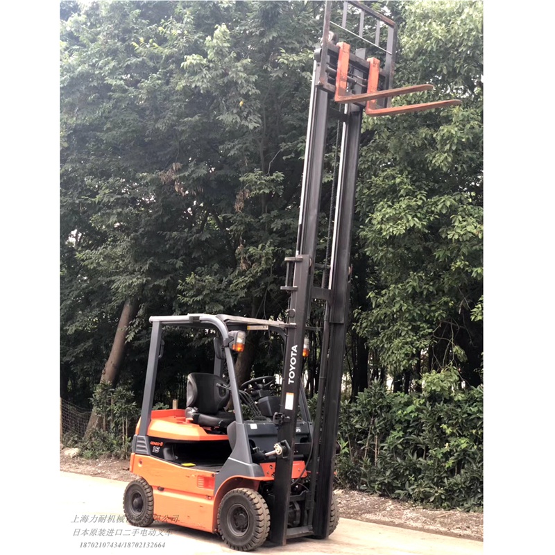 二手丰田电动叉车原装进口1.5吨四轮座驾式电瓶叉车
